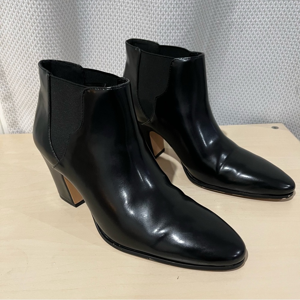 H&M Ankle Heeled Black Boot Women’s Size 7.5 Pointed Toe Pull On Booties